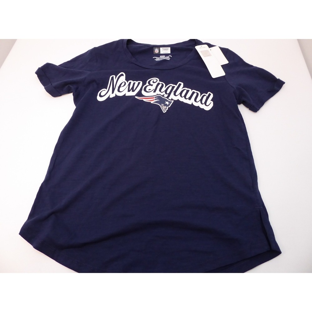 NWT‎ Team Apparel Women's New England Patriots T Shirt Medium